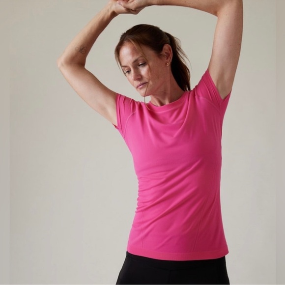 Athleta Bright Pink Short Sleeve Momentum Breathable Tee NWT - Picture 3 of 9